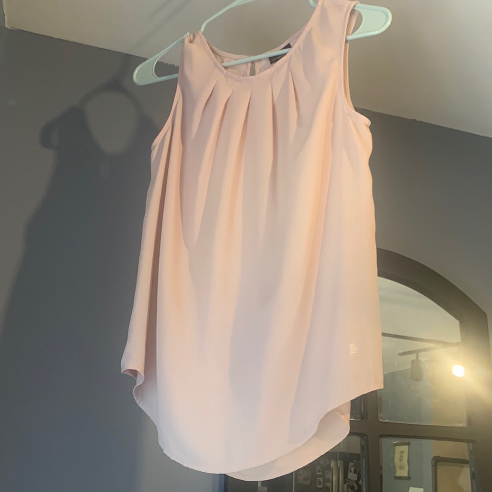 Pale pink Worthington Petite size PM sleeveless blouse worn once